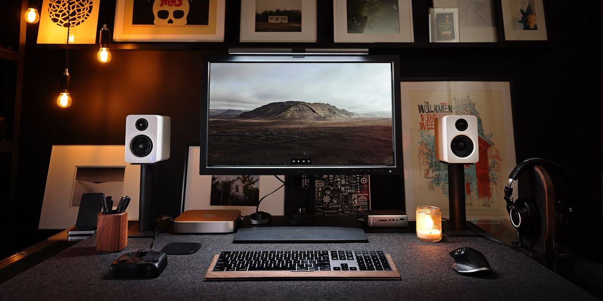 My creative desk setup (2021)